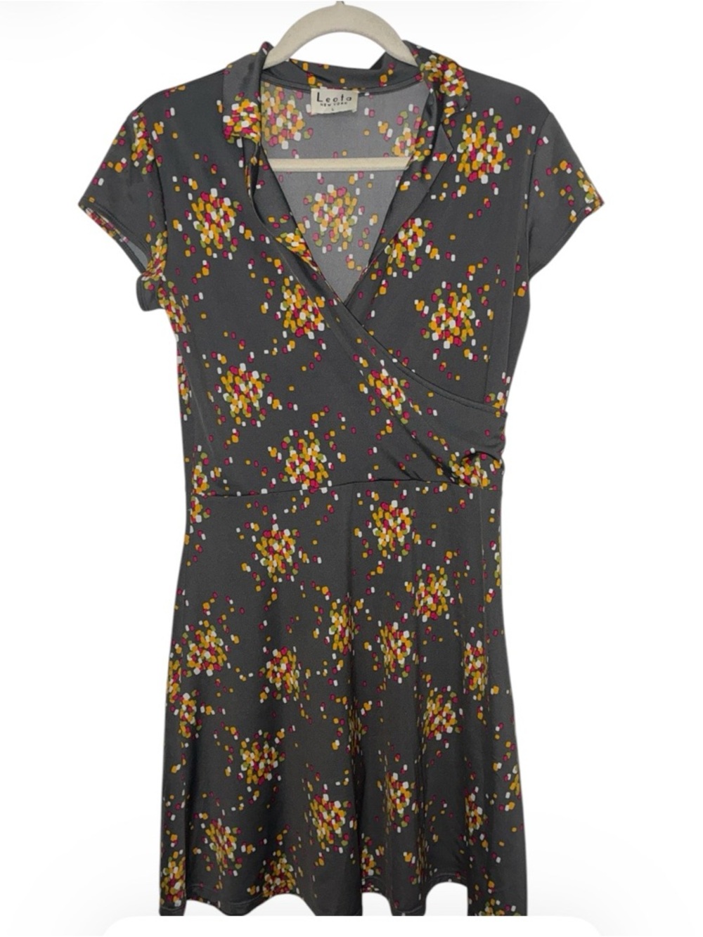 Leota Gray Floral Dress Sz L
